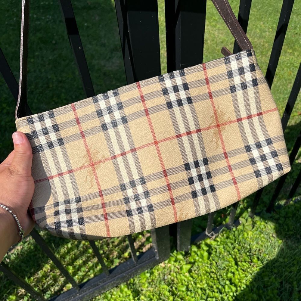 Burberry Signature Plaid Leather Shoulder Bag - Picture 3 of 6